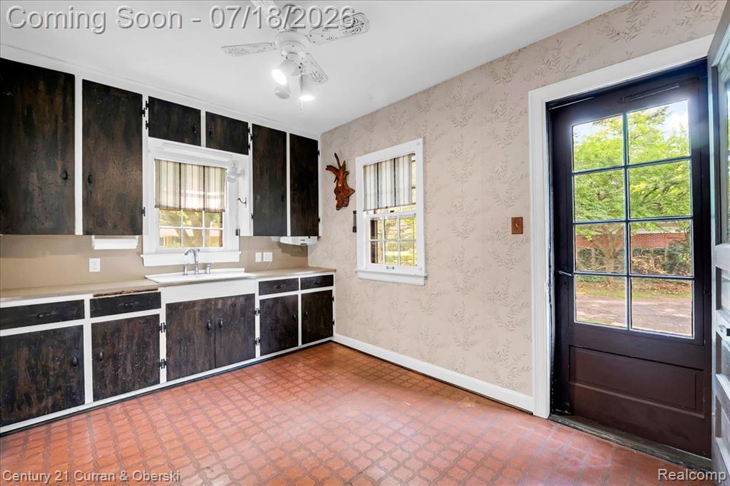 9428 Ball Street, Plymouth, MI 48170 — Photo 8