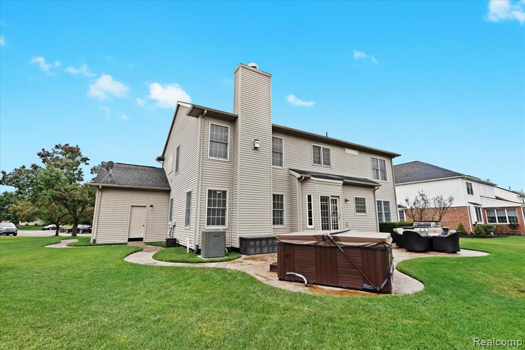 1077 Polo Drive, South Lyon, MI 48178 — Photo 40