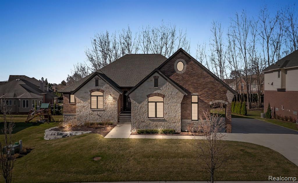 6470 CREEKSIDE Drive, Shelby Twp, MI 48316 — Photo 5