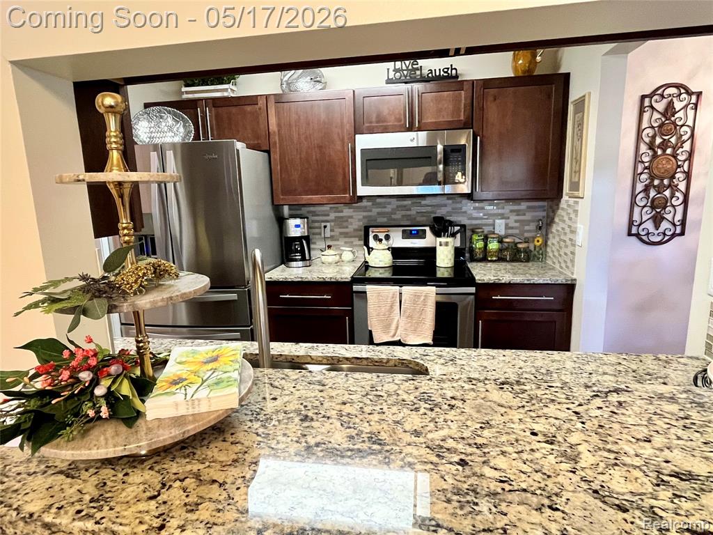 3624 N Oakmonte Boulevard, 82, Rochester, MI 48306 — Photo 5