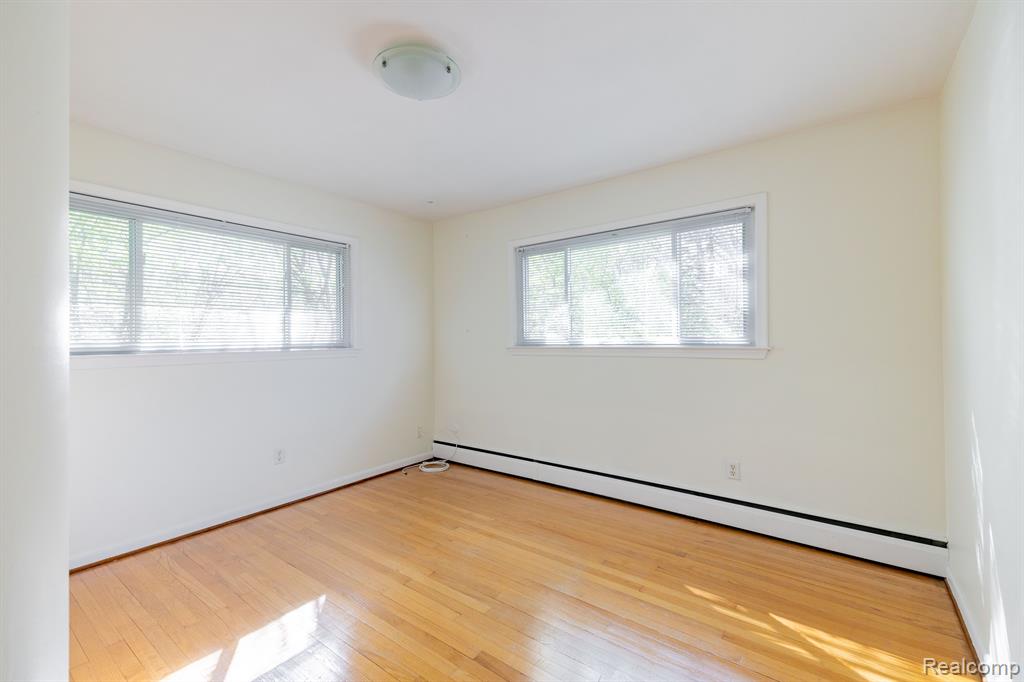 868 HELSTON Road, Bloomfield Hills, MI 48304 — Photo 22