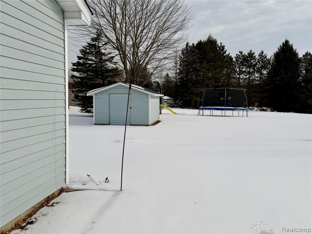 5976 Falkenbury Road, North Branch, MI 48461 — Photo 36