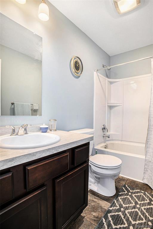 8544 Jacaranda Drive, Dimondale, MI 48821 — Photo 14