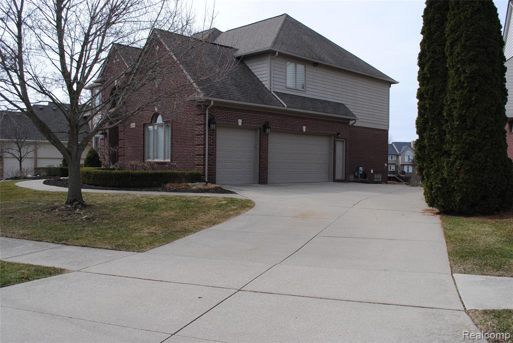 1271 Tulberry Circle, Rochester, MI 48306 — Photo 2