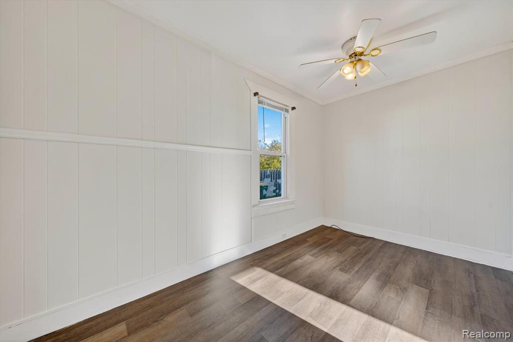 913 Cedar Street, St. Clair, MI 48079 — Photo 14
