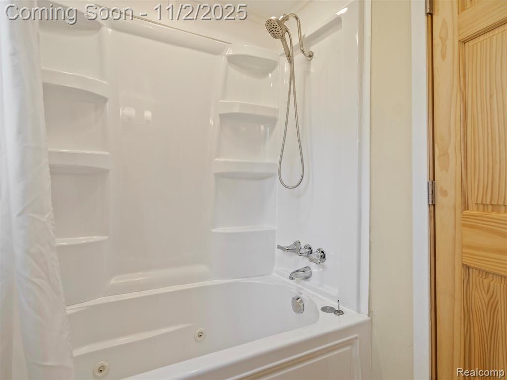 774 Southampton Court, Auburn Hills, MI 48326 — Photo 26