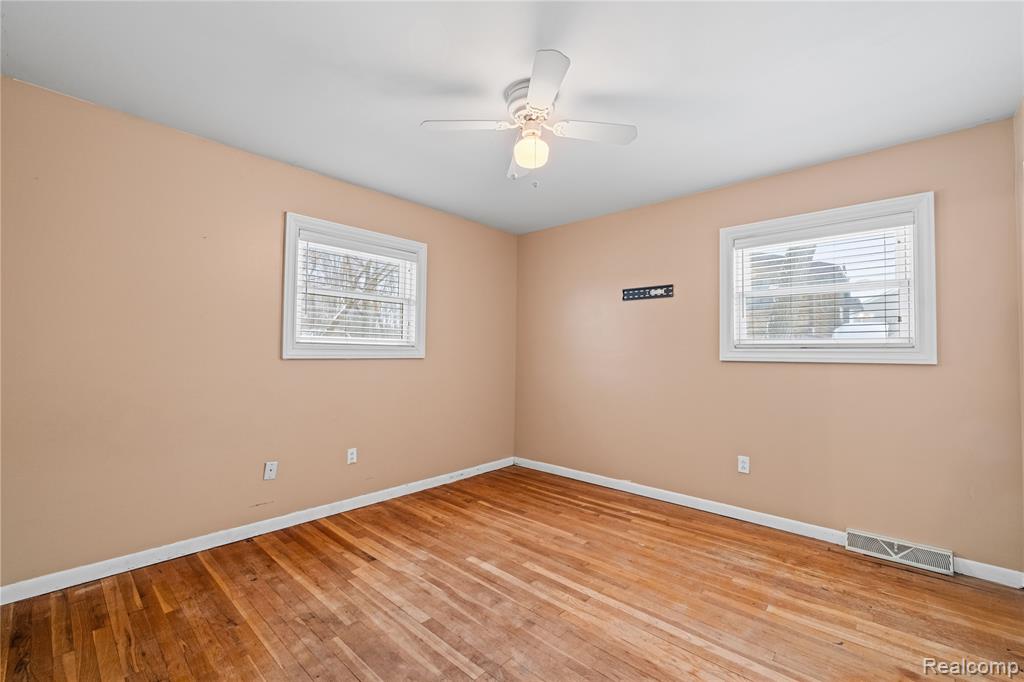 5050 Eagle Road, White Lake, MI 48383 — Photo 18