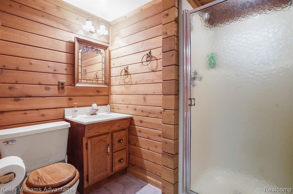 5105 Beachwood Court, Commerce Twp, MI 48382 — Photo 29