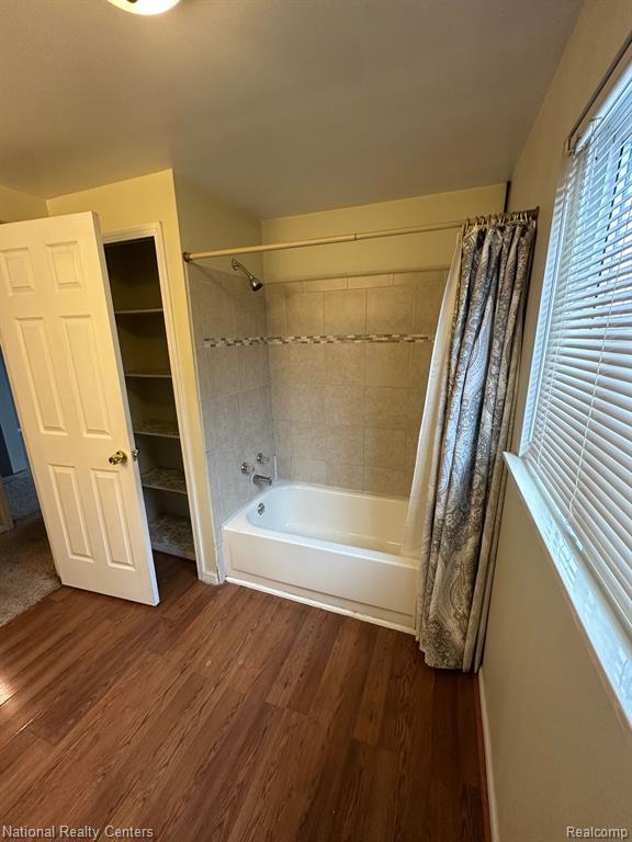 45068 RUDGATE Road, Canton, MI 48188 — Photo 28
