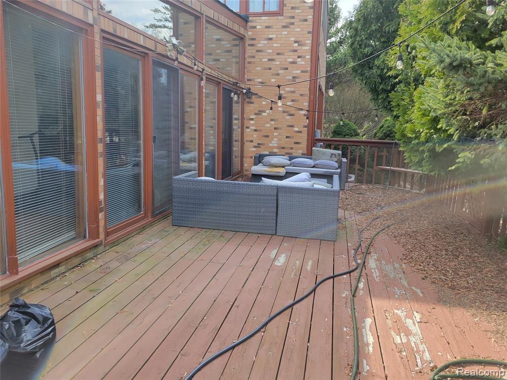 5549 Perrytown Drive, West Bloomfield, MI — Photo 13
