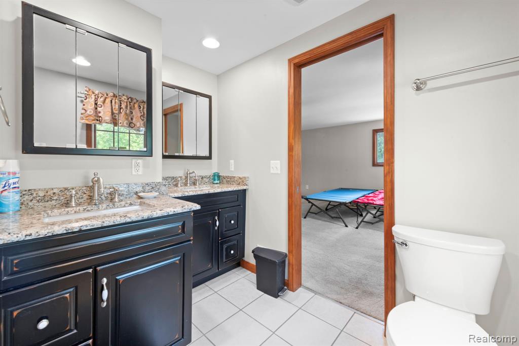 871 Spartan Drive, Rochester Hills, MI 48309 — Photo 31