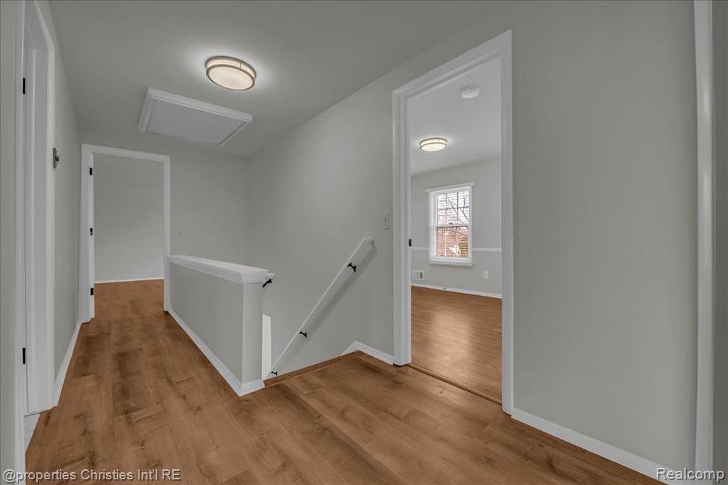 4970 Hardwoods Drive, West Bloomfield, MI 48323 — Photo 27