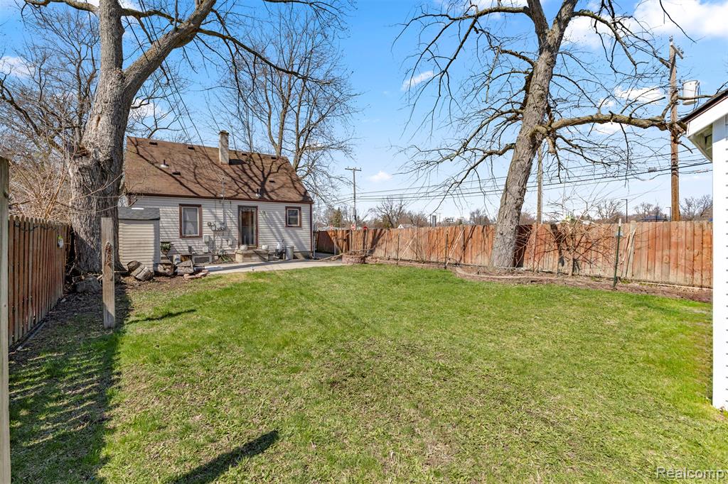 4903 Bedford Street, Dearborn Heights, MI 48125 — Photo 28