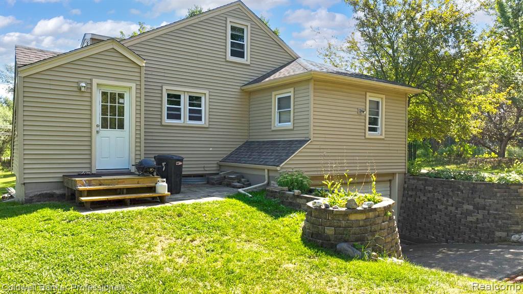 420 W Oakwood Road, Oxford, MI 48371 — Photo 36