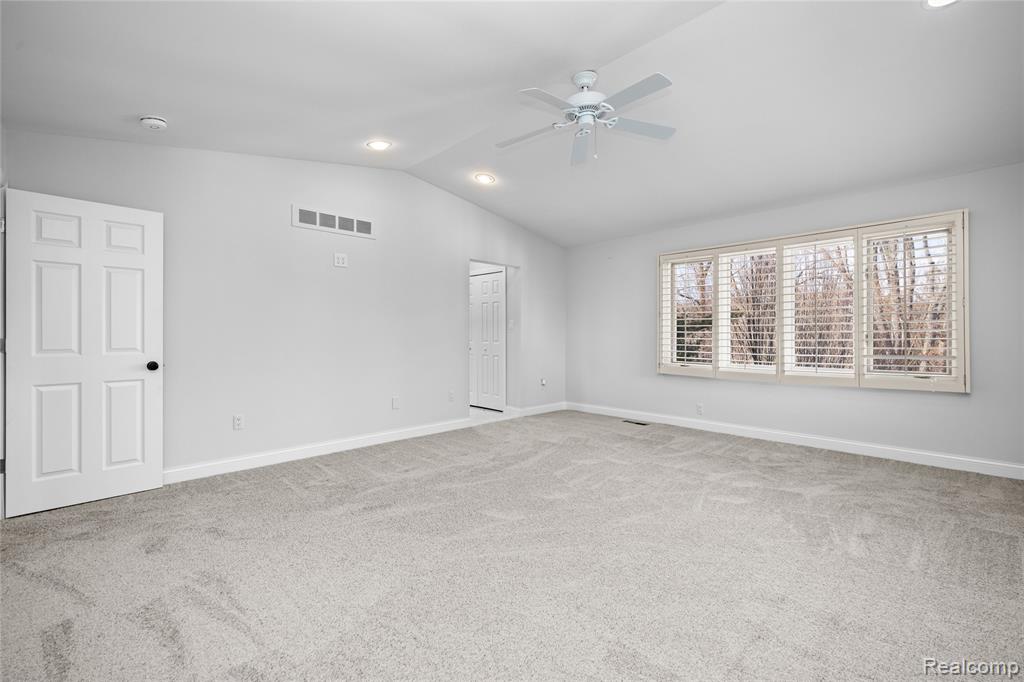 4695 Maura Lane, West Bloomfield, MI 48323 — Photo 26