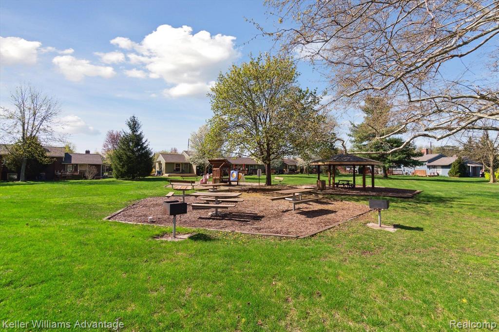 2418 PITTSFIELD Boulevard, Ann Arbor, MI 48104 — Photo 39
