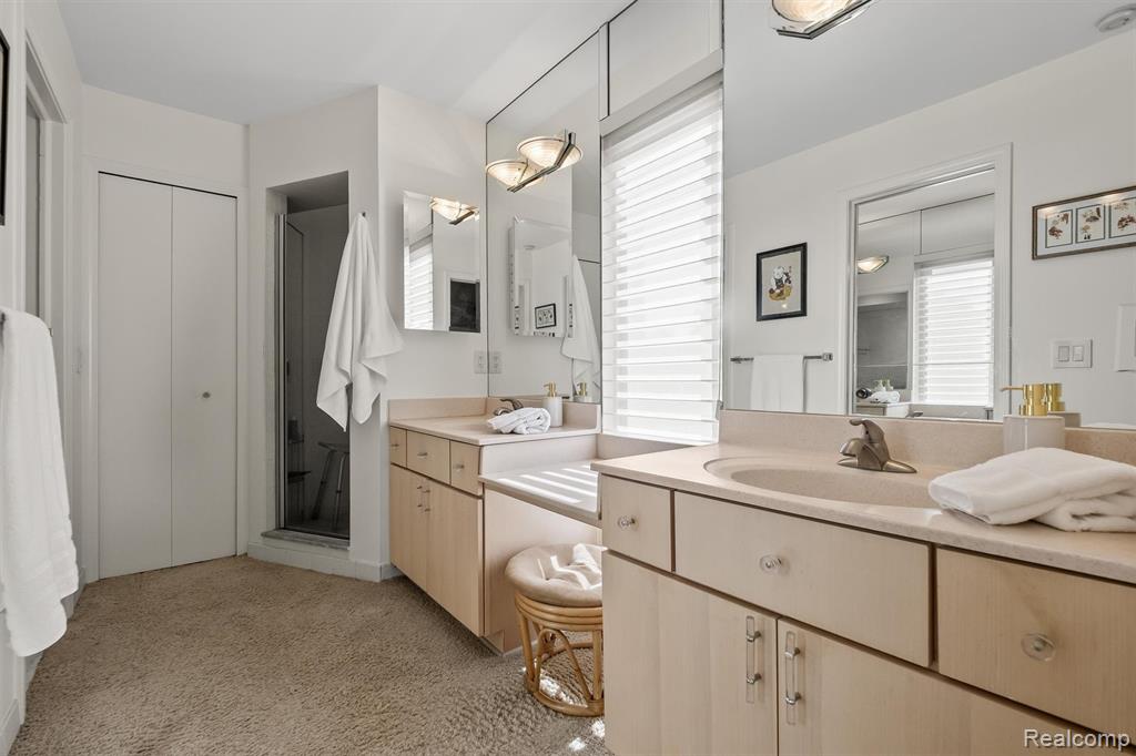 4297 Wabeek Lake Drive S, 26, Bloomfield Hills, MI 48302 — Photo 14