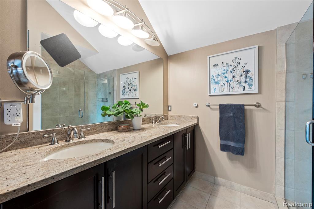 714 N Main Street, Rochester, MI 48307 — Photo 18