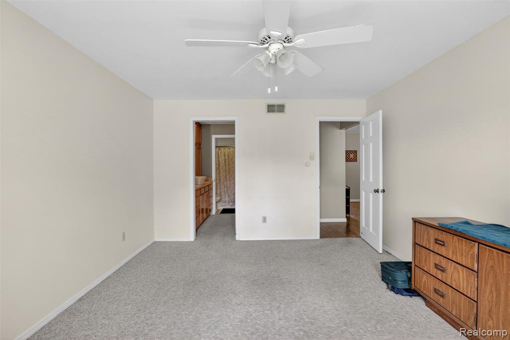 925 Kennely Road, G-106, Saginaw, MI 48609 — Photo 14