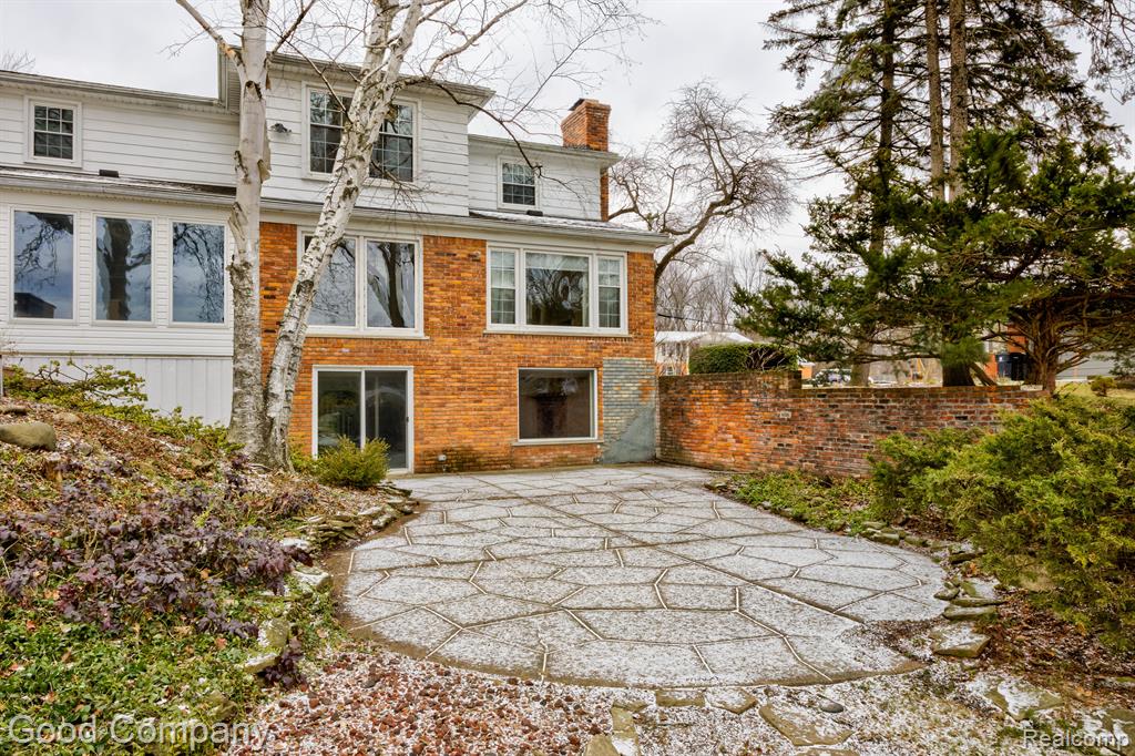 702 PARKMAN Drive, Bloomfield Hills, MI 48304 — Photo 53