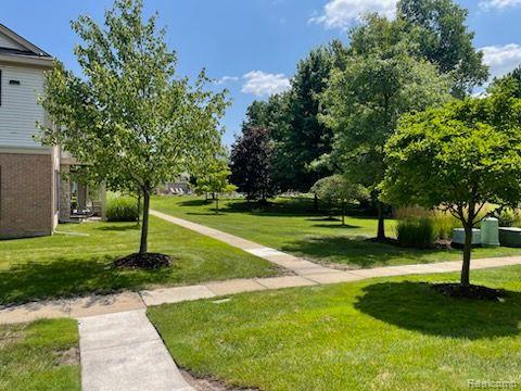 1885 PINECROFT Drive, Canton, MI 48188 — Photo 15
