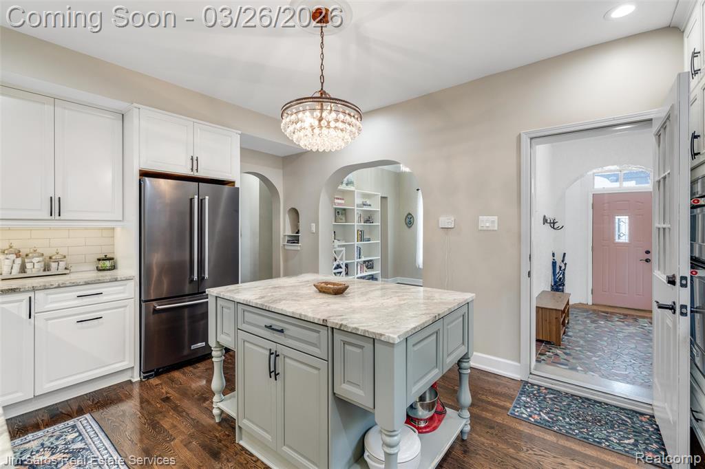 1247 Buckingham Road, Grosse Pointe Park, MI 48230 — Photo 12