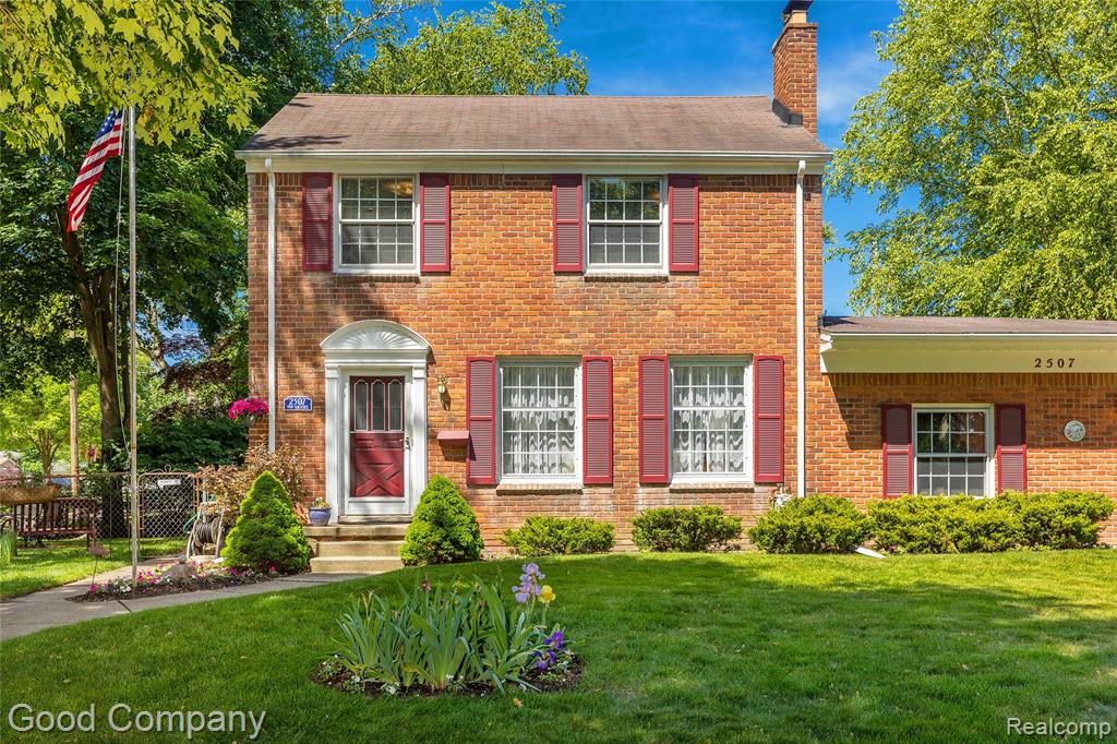 2507 N Washington Avenue, Royal Oak, MI 48073