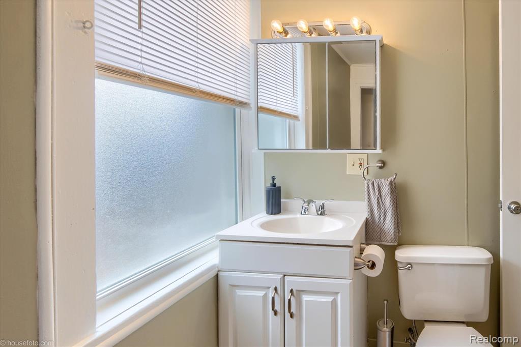 29 Law Street, Lapeer, MI 48446 — Photo 22