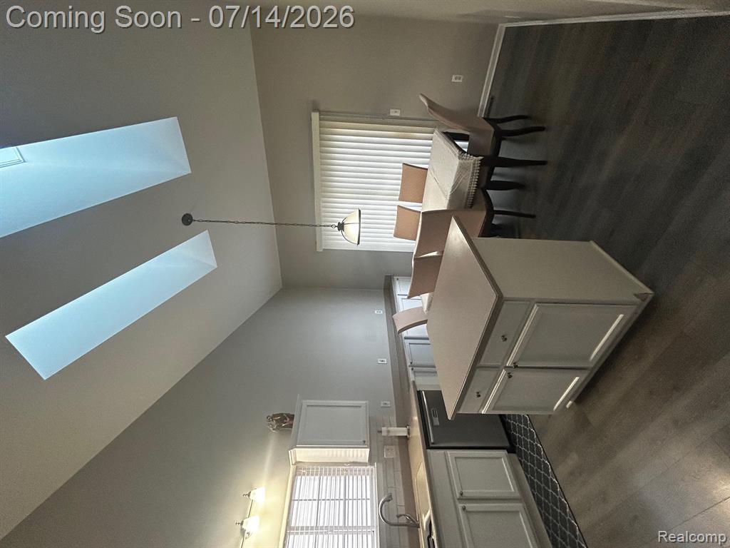 42808 Park Cresent Drive, Sterling Heights, MI 48313 — Photo 7