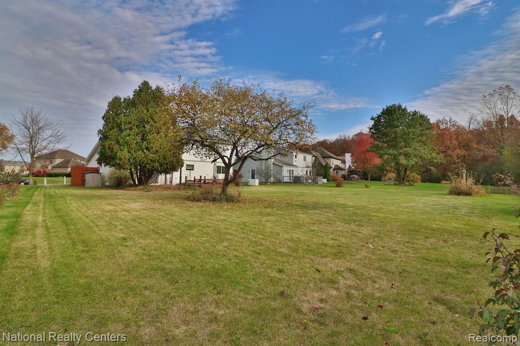 1291 WEDGEWOOD Circle, Saline, MI 48176 — Photo 28