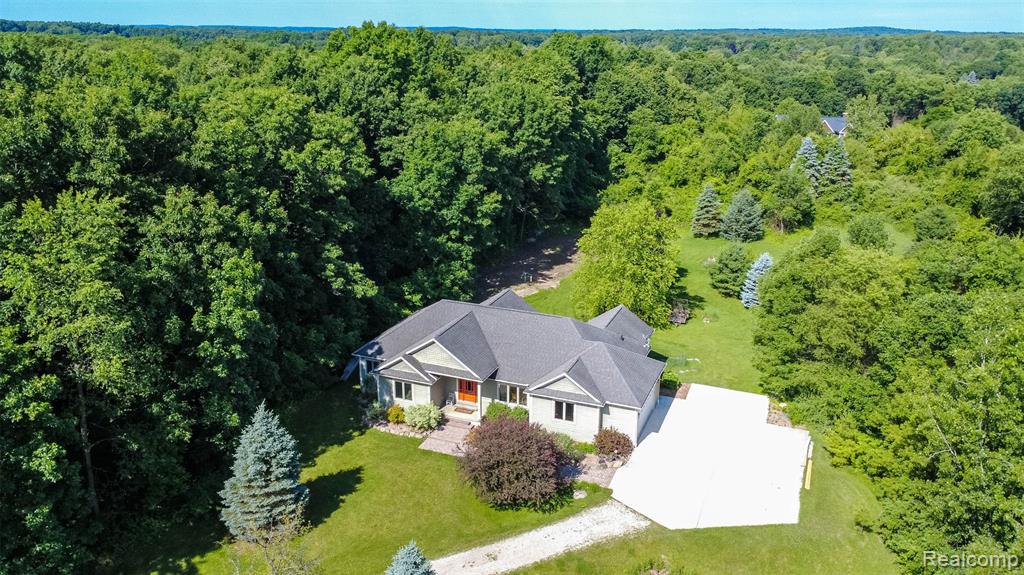 9887 Hadley Road, Clawson, MI 48348 — Photo 45