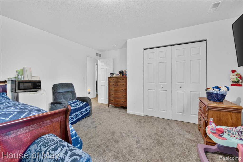 51348 Chardonnay Street, Paw Paw, MI 49079 — Photo 22