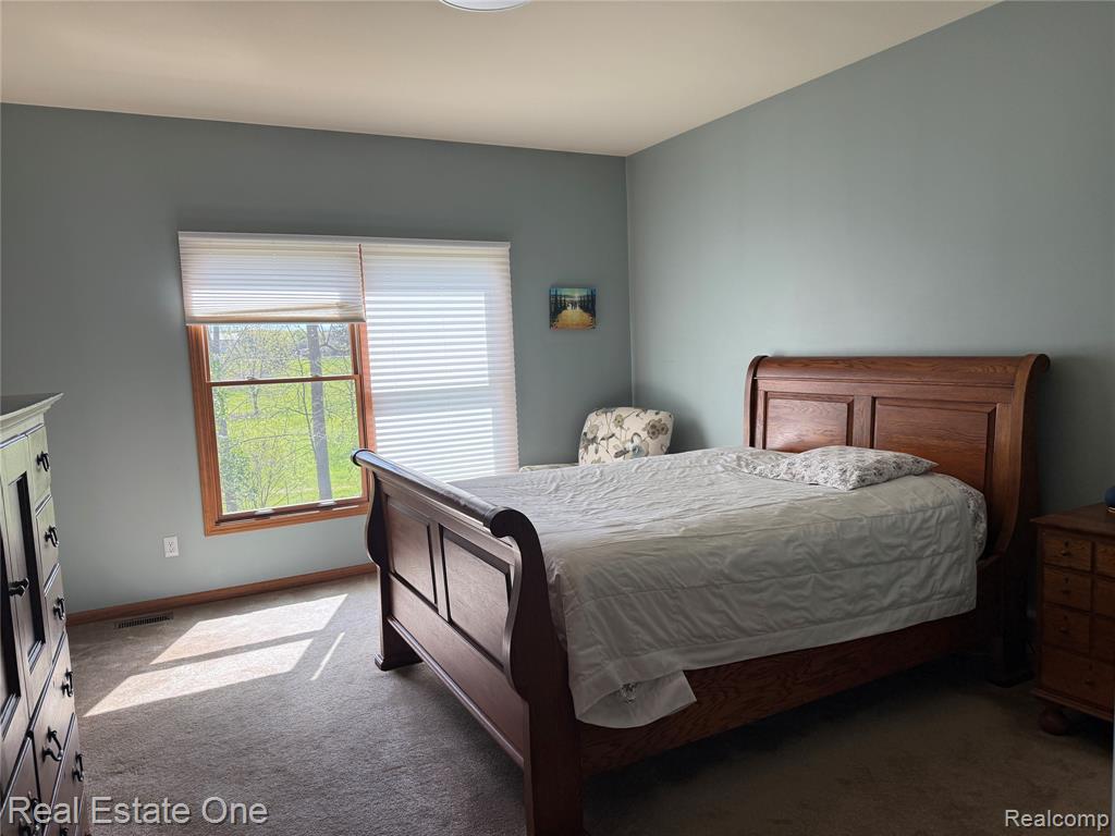 1374 Blue Heron Drive, Highland, MI — Photo 11