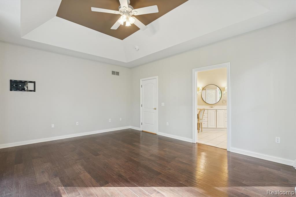5203 N Bancroft, Bancroft, MI 48429 — Photo 29