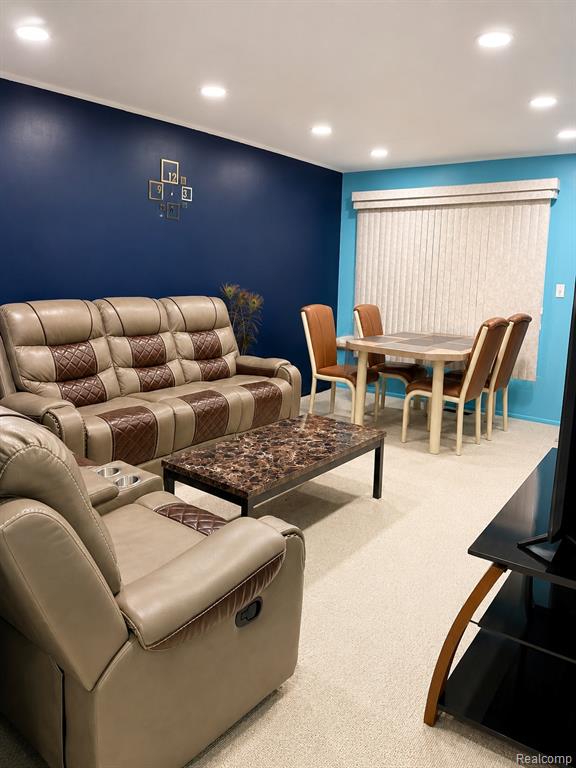 8401 18 Mile Road, 94, Sterling Heights, MI 48313 — Photo 4