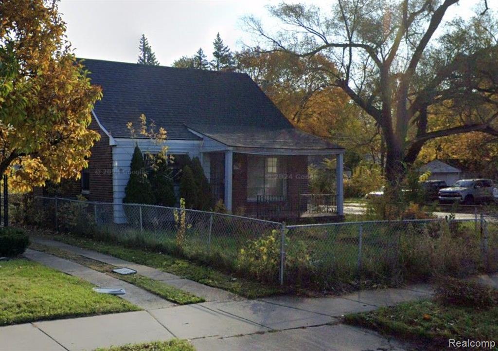 224 S SE Kenbrook Street, Grand Rapids, MI, 49548