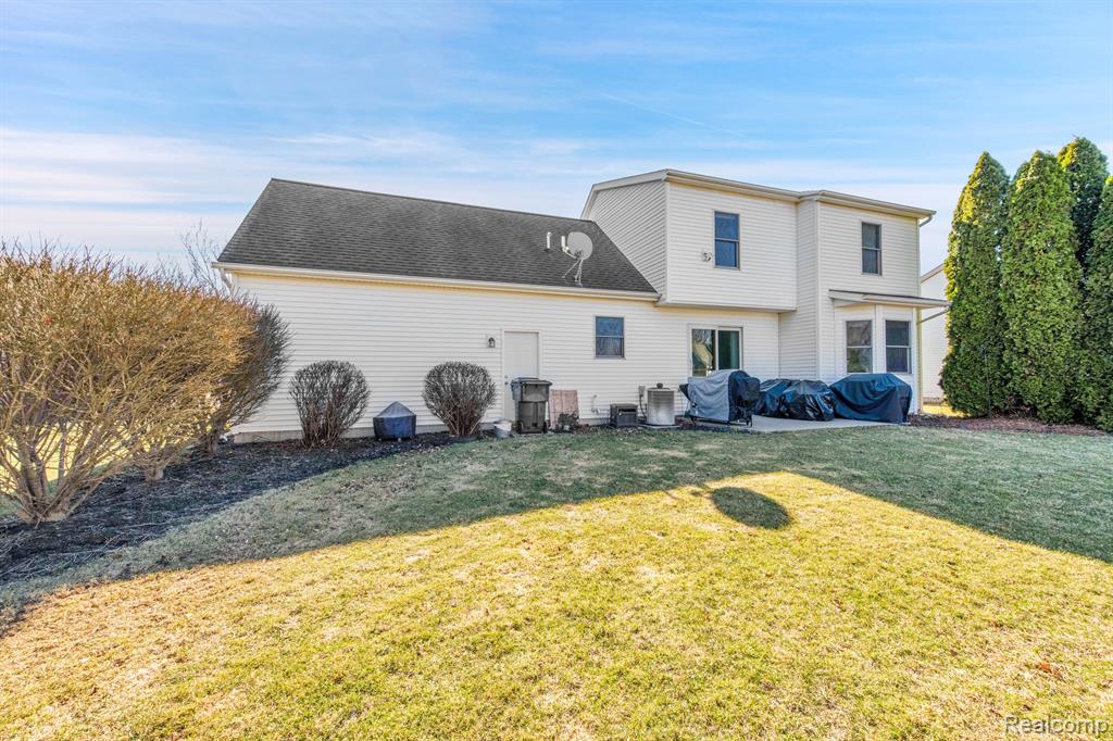566 Webber Drive, Temperance, MI 48182 — Photo 28