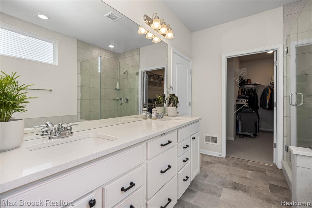 30153 TURTLE CREEK CIRCLE, New Hudson, MI 48165 — Photo 22