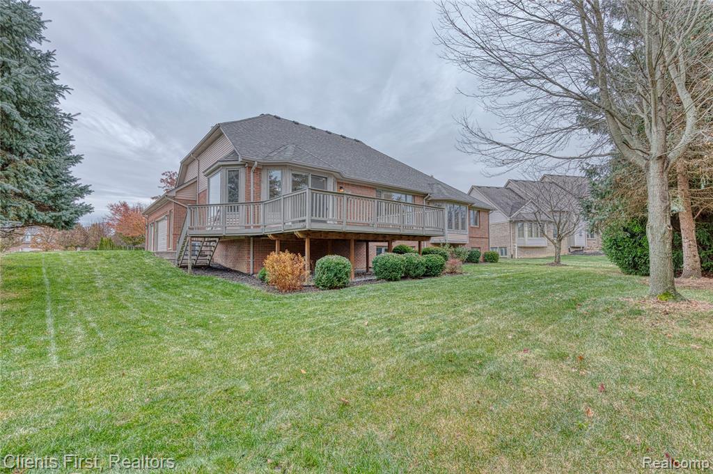 63605 Williamsburg, Washington, MI 48095 — Photo 61