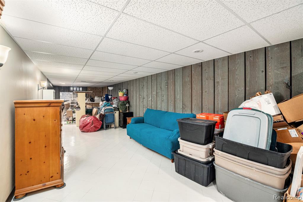 4361 Crestknoll Drive, Grand Blanc, MI 48439 — Photo 19