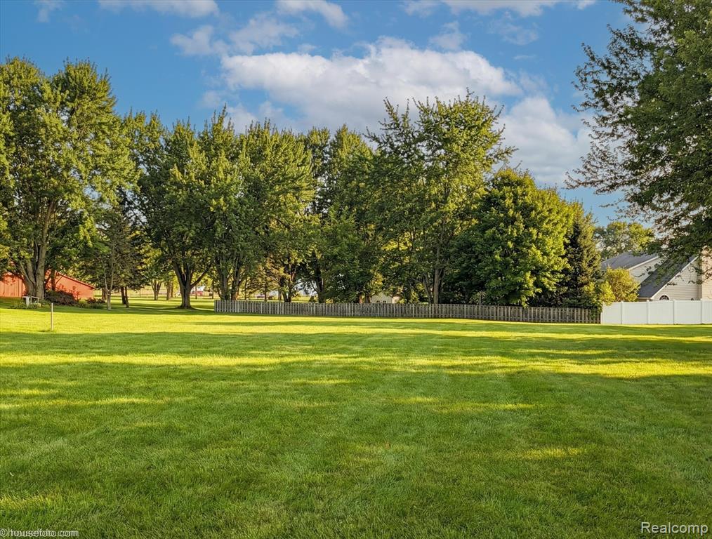S Genesee Road, Grand Blanc, MI 48439 — Photo 16