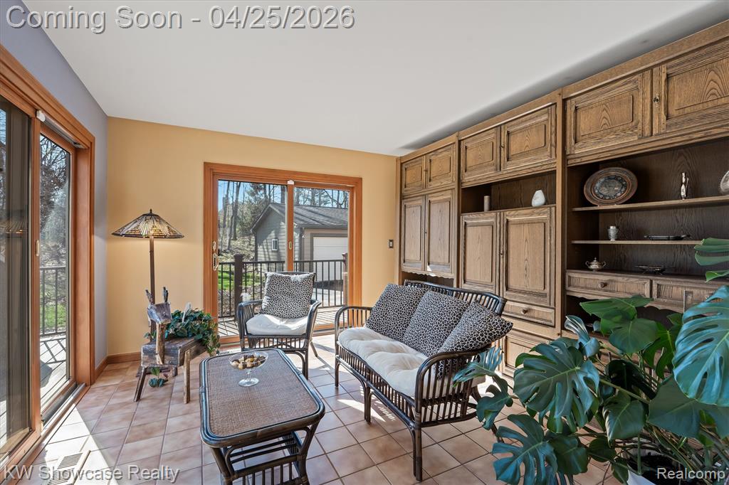 1631 Mystic Hills Drive, Milford, MI 48380 — Photo 25