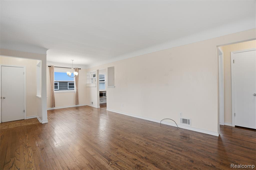 831 Loyola Drive, Ann Arbor, MI 48103 — Photo 8