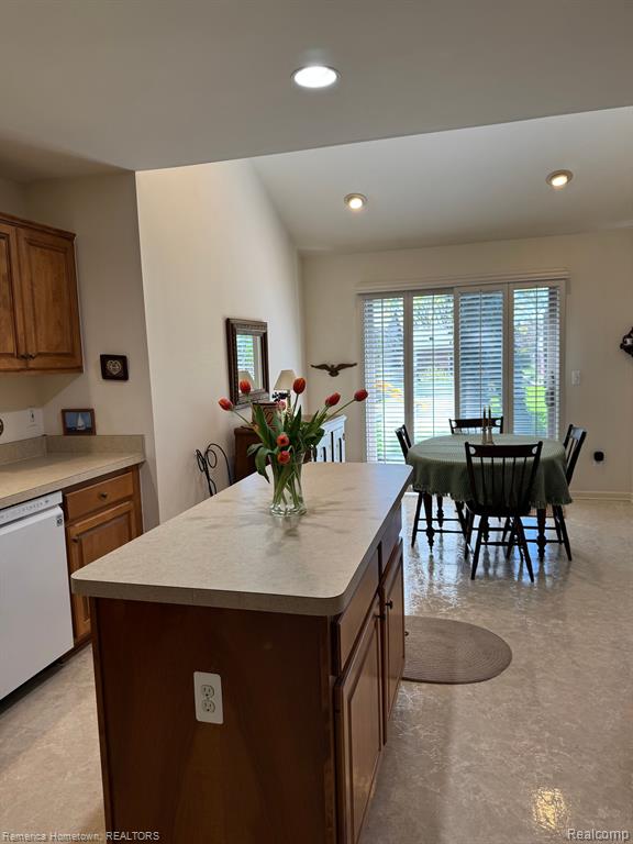 43632 ABBEY Circle, Canton, MI 48187 — Photo 10