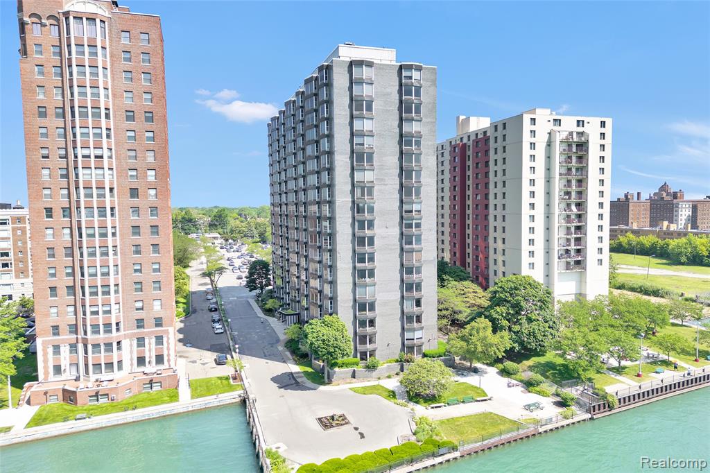 8200 E Jefferson Ave, 1610, Detroit, MI 48214 — Photo 4
