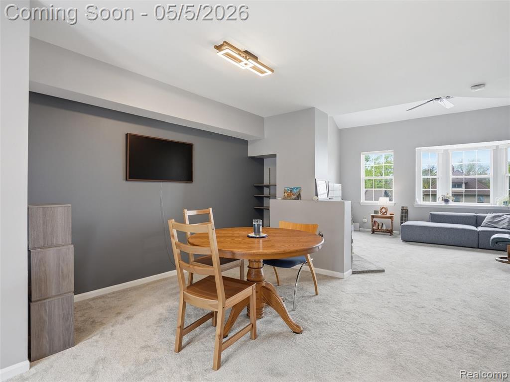 135 W Kenilworth Avenue, Royal Oak, MI 48067 — Photo 6