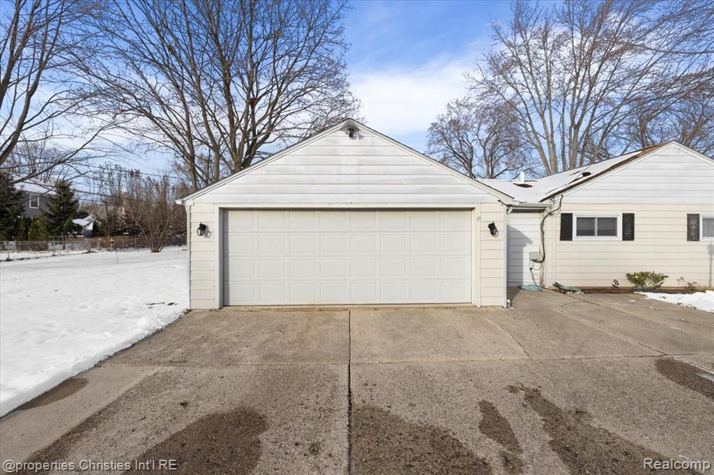 9005 Marlowe Avenue, Plymouth, MI 48170 — Photo 29