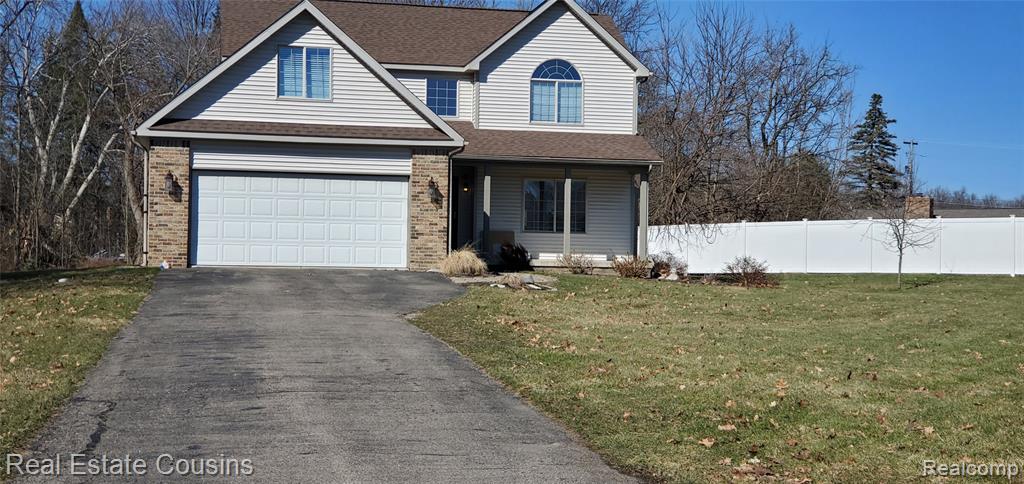 1520 NE Eden Gardens Drive S, Fenton, MI 48430 — Photo 2