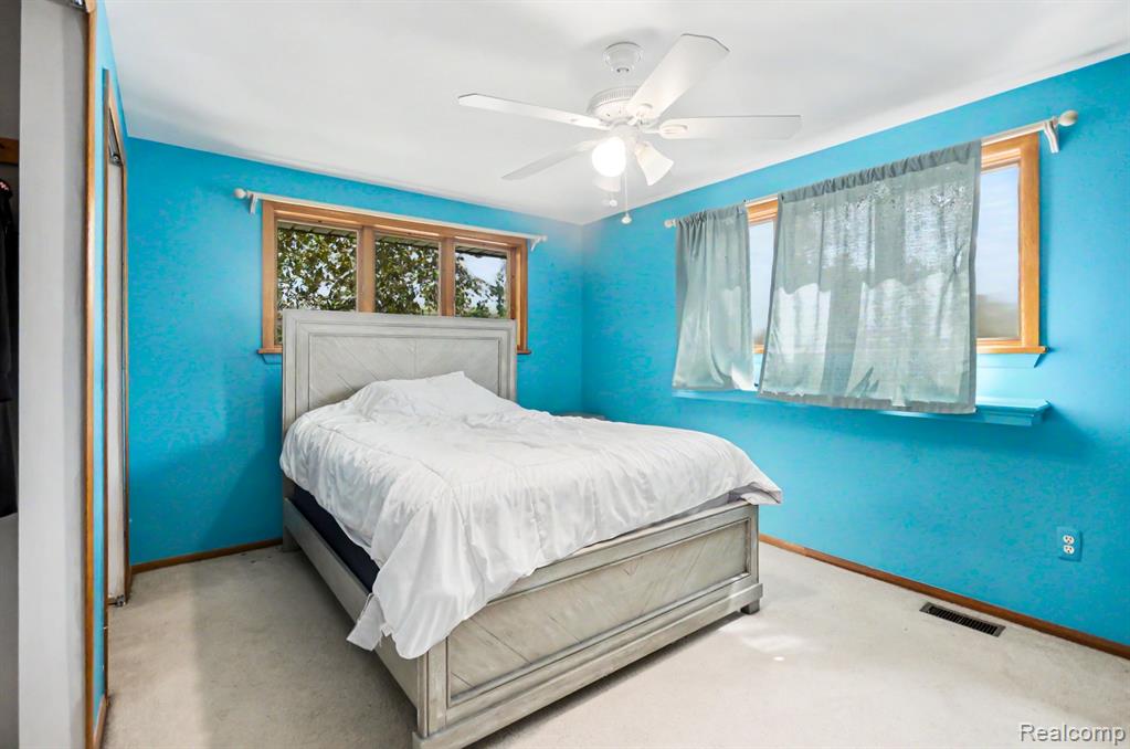52905 Heatherway Drive, Utica, MI 48316 — Photo 15