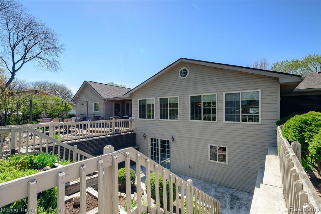 44119 HARMONY Lane, Van Buren, MI 48111 — Photo 6